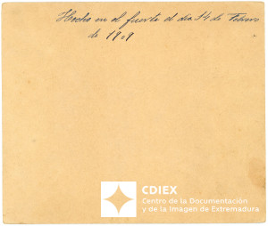 008.MM.FOT.P_1. 00303 (reverso).jpg
