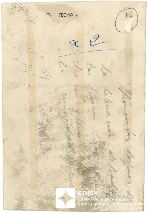 008.MM.FOT.P_1. 00106 (reverso).jpg